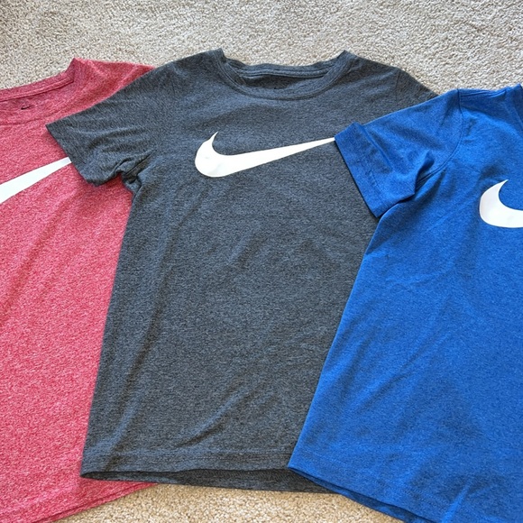Nike Dri-Fit Boy Kids Shirts - Picture 3 of 6